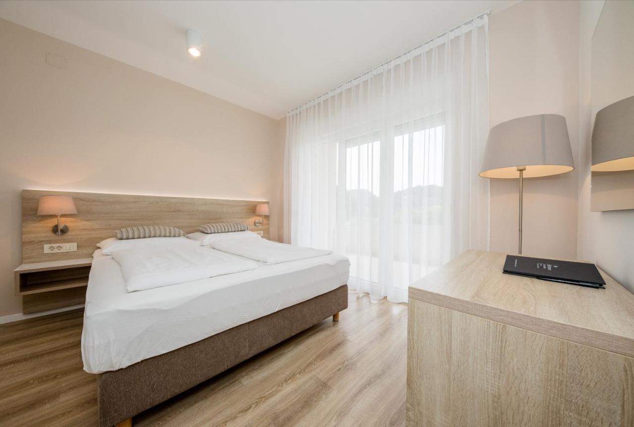 B&B Vila Sabbia Lopar Buitenkant foto
